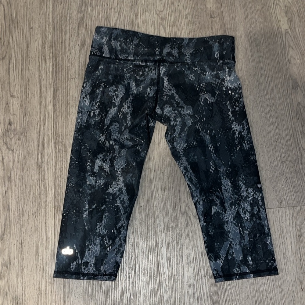 Alo Yoga python workout pants - Picture 4 of 5